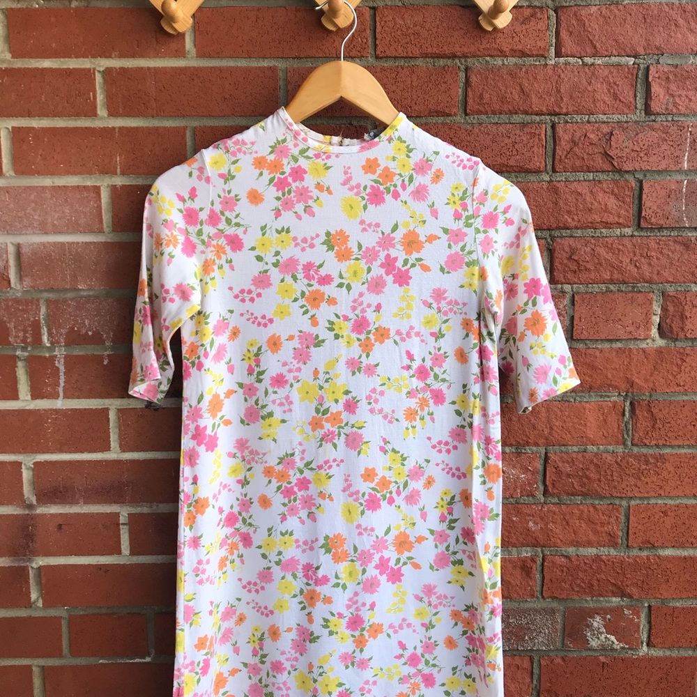 Vintage Girls Dress Sears, Roebuck and Co. USA white floral shift dress with 3/4